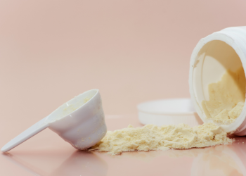 Tác dụng của sữa non cho người lớn là gì? - Thời Báo Việt